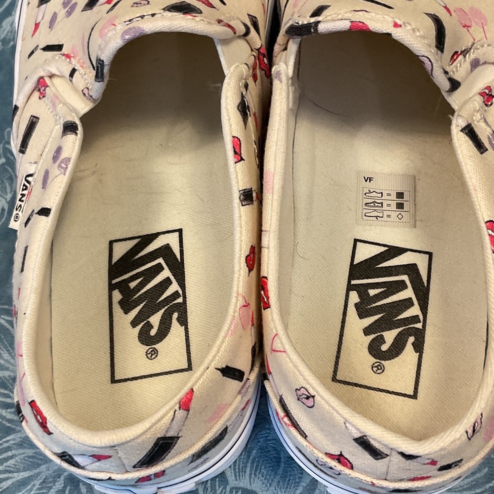 Vans Cream Makeup Print Slip on Sneakers - Picture 5 of 7